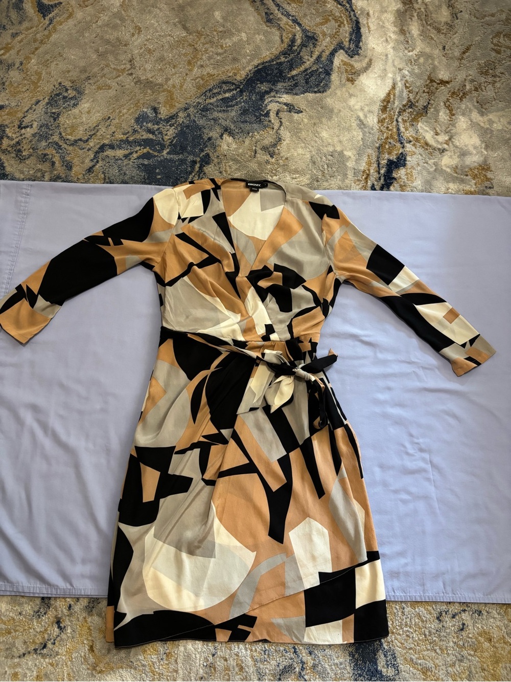 Geometric Print Wrap Dress in Beige and Black - Unbranded